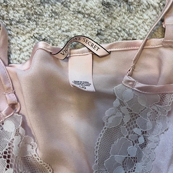 Beautiful Pink Victoria Secret Lace Cami - Picture 3 of 4